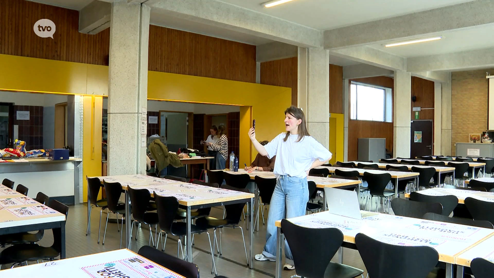 Hoofdafbeelding voor artikel Aalsterse vriendinnen luiden…