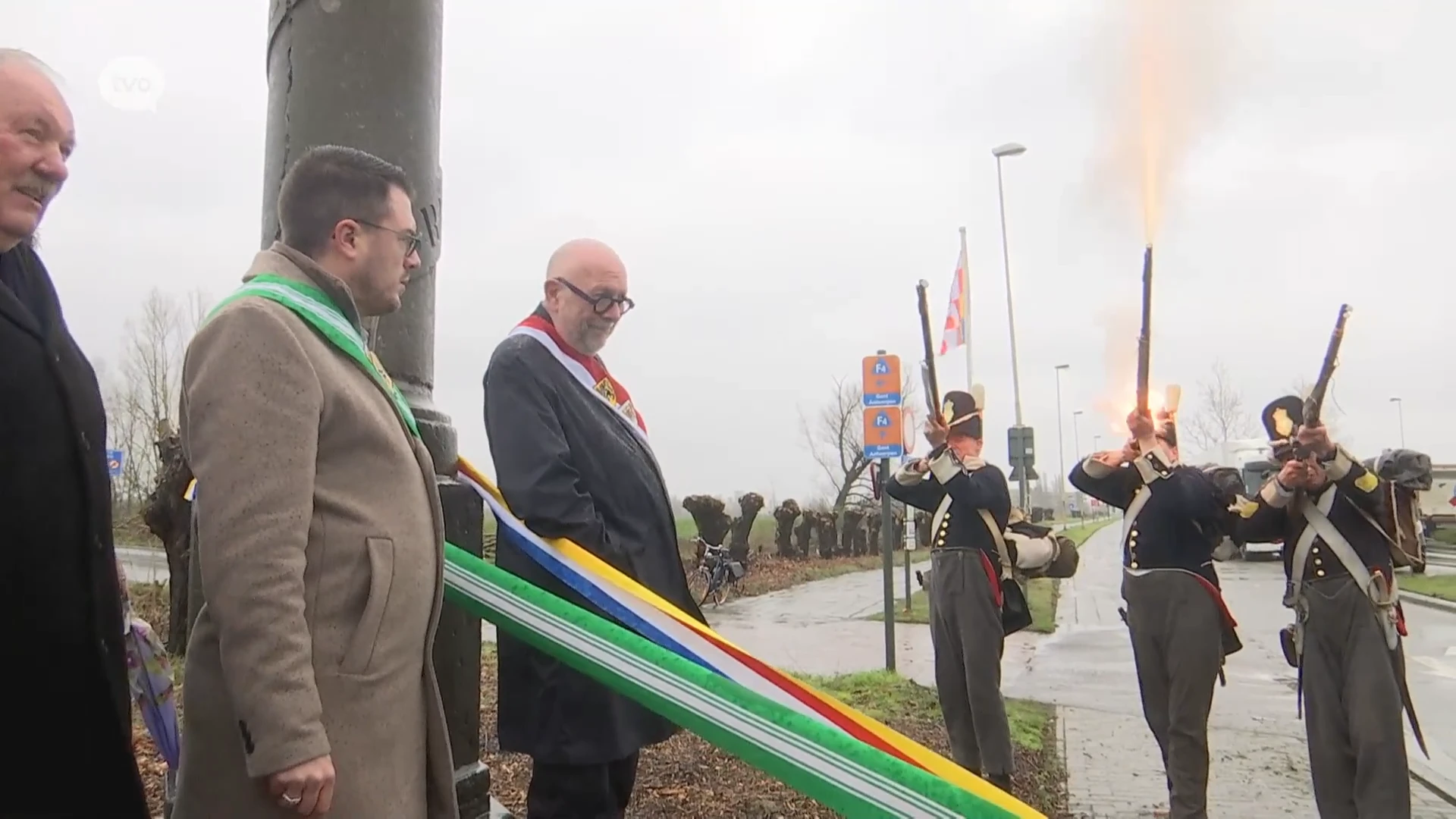 Hoofdafbeelding voor artikel Inhuldiging grenspaal op nieuwe…