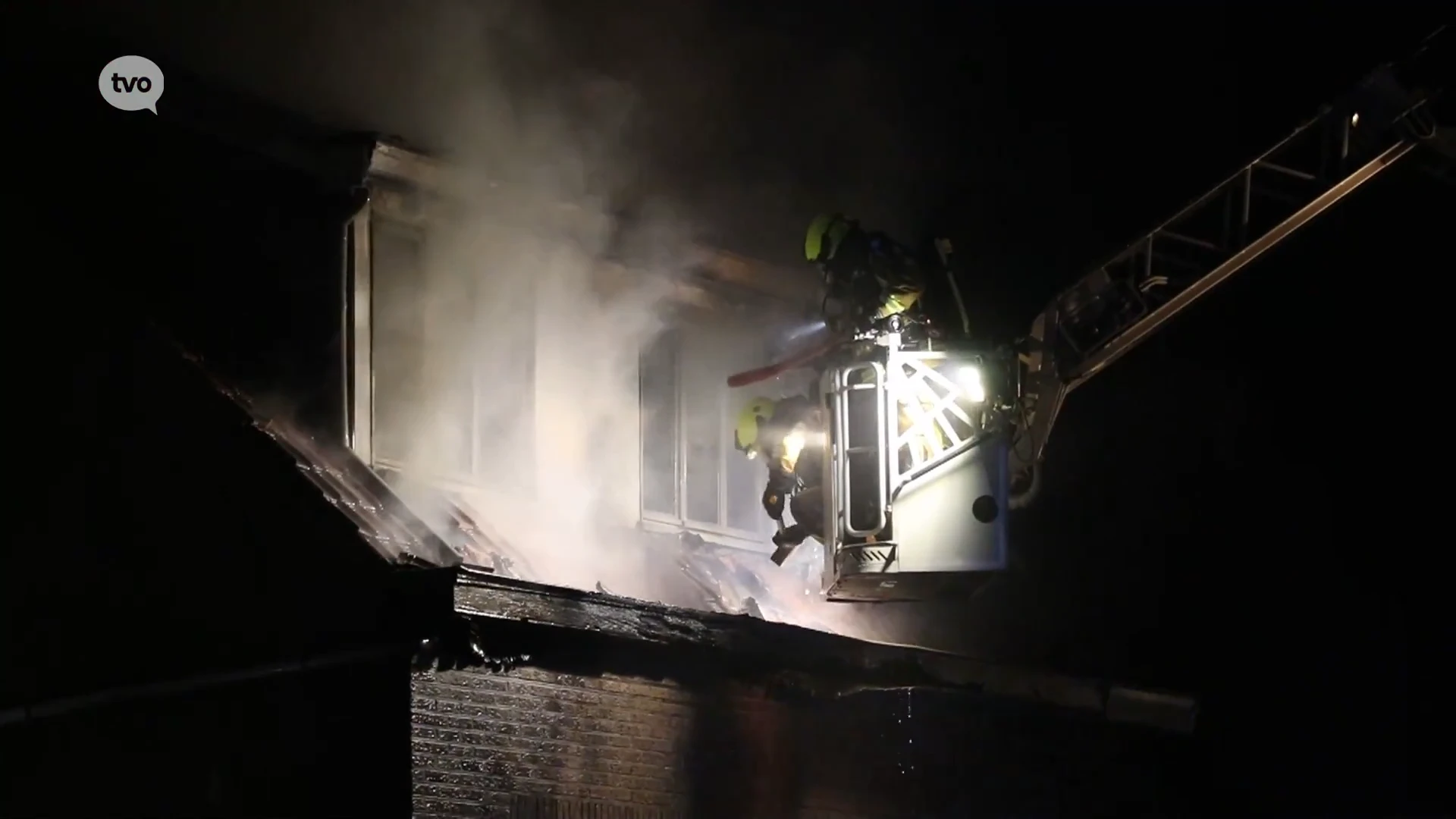 Hoofdafbeelding voor artikel Woning in Stekene brandt volledig…