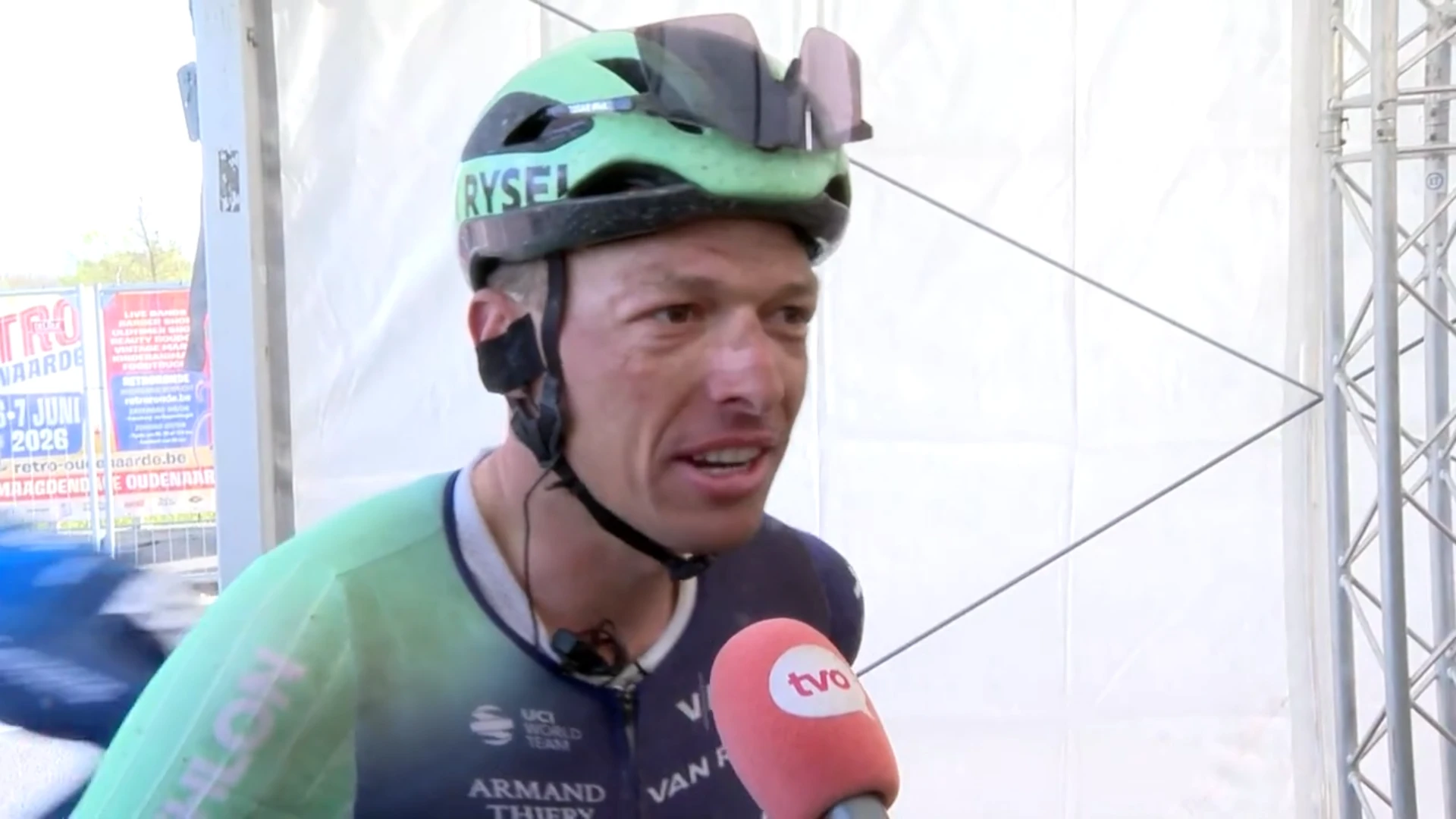 Oliver Naesen (Decathlon CMA CGM Team) na dertiende plaats: "Dat is goed, maar ik krijg het er niet warm van"