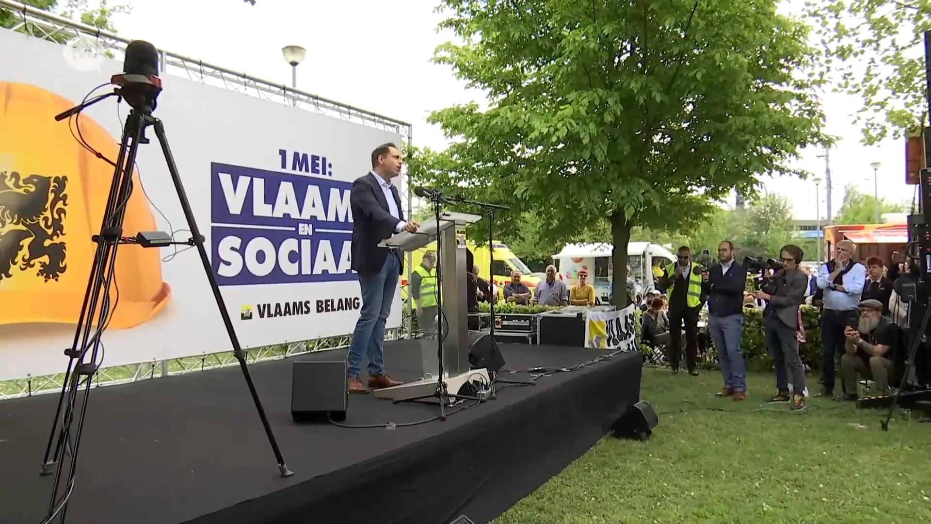 Hoofdafbeelding voor artikel Vlaams Belang viert 1 mei…