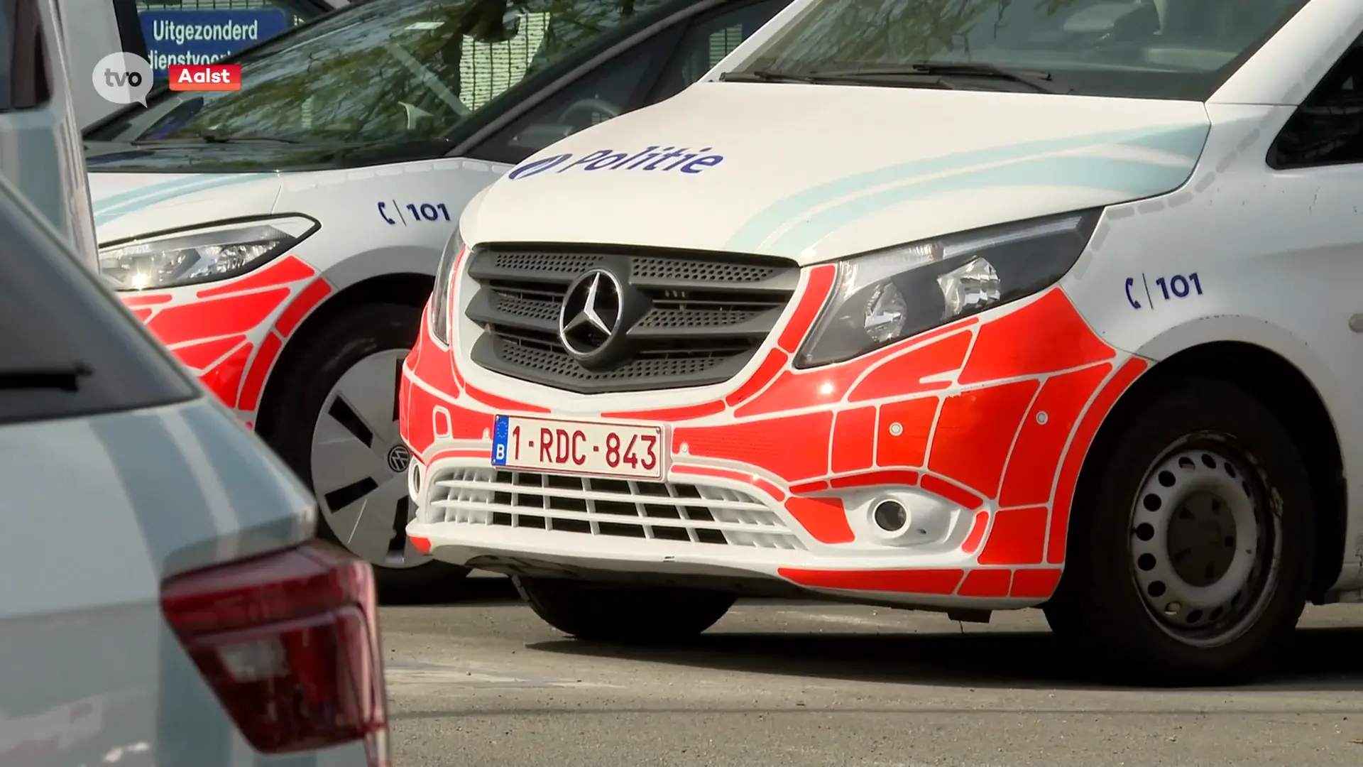 Twee agenten in Aalst werkonbekwaam nadat ze aangevallen worden tijdens controle: "Moeten maatschappij beschermen tegen dit ontuig"