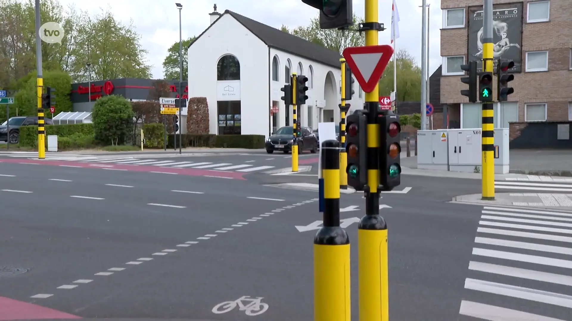 Hoofdafbeelding voor artikel Heraangelegd kruispunt, drukkere…