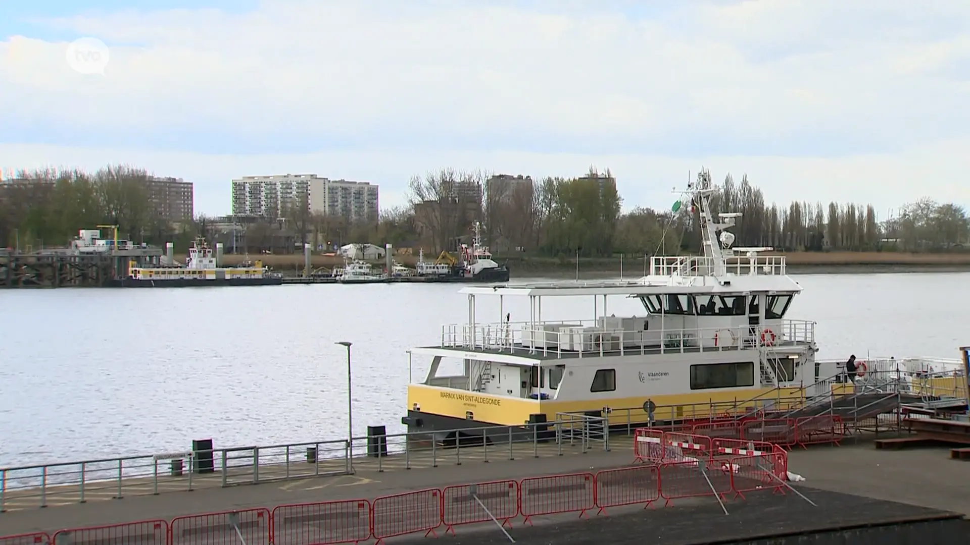 Hoofdafbeelding voor artikel Waterbus en veerdienst varen…
