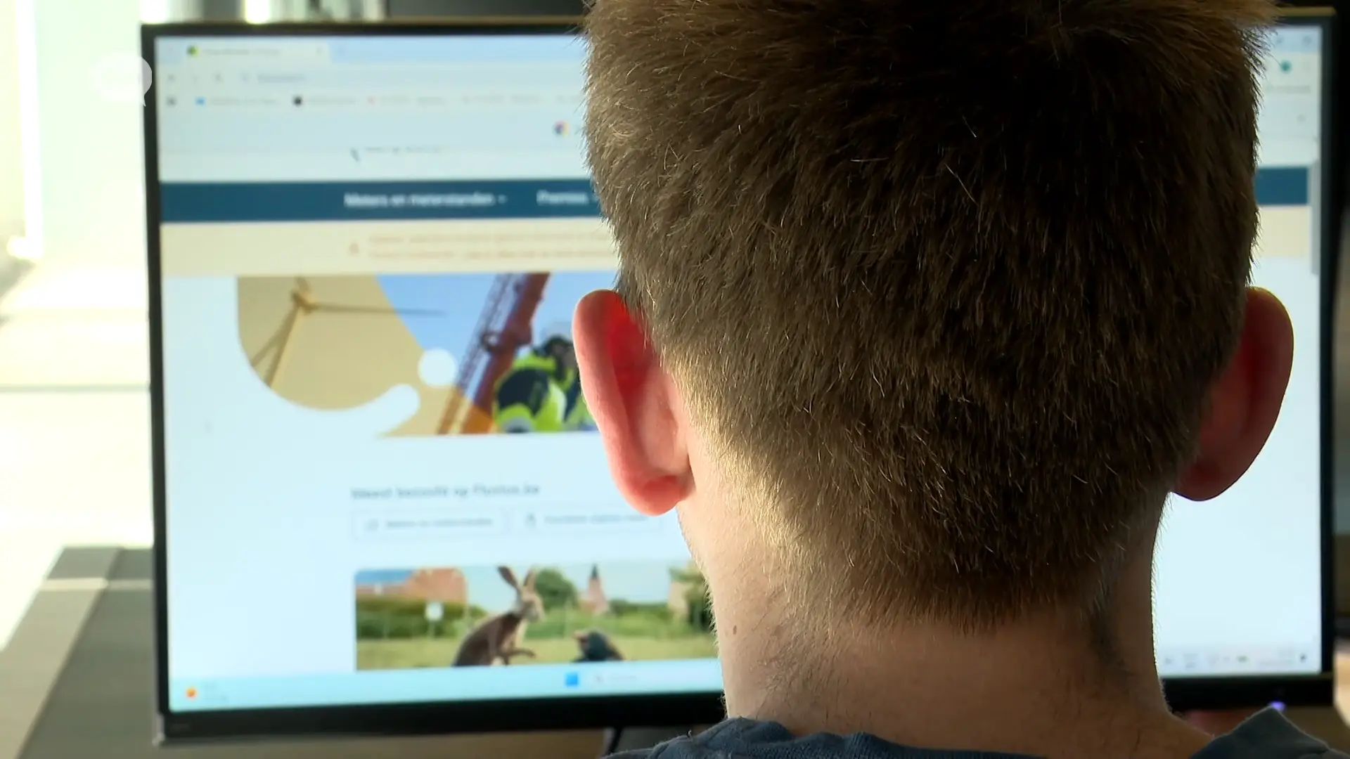 Federale Gerechtelijke Politie Oost-Vlaanderen pakt verdachte op die phishingwebsites aanbiedt aan bendes