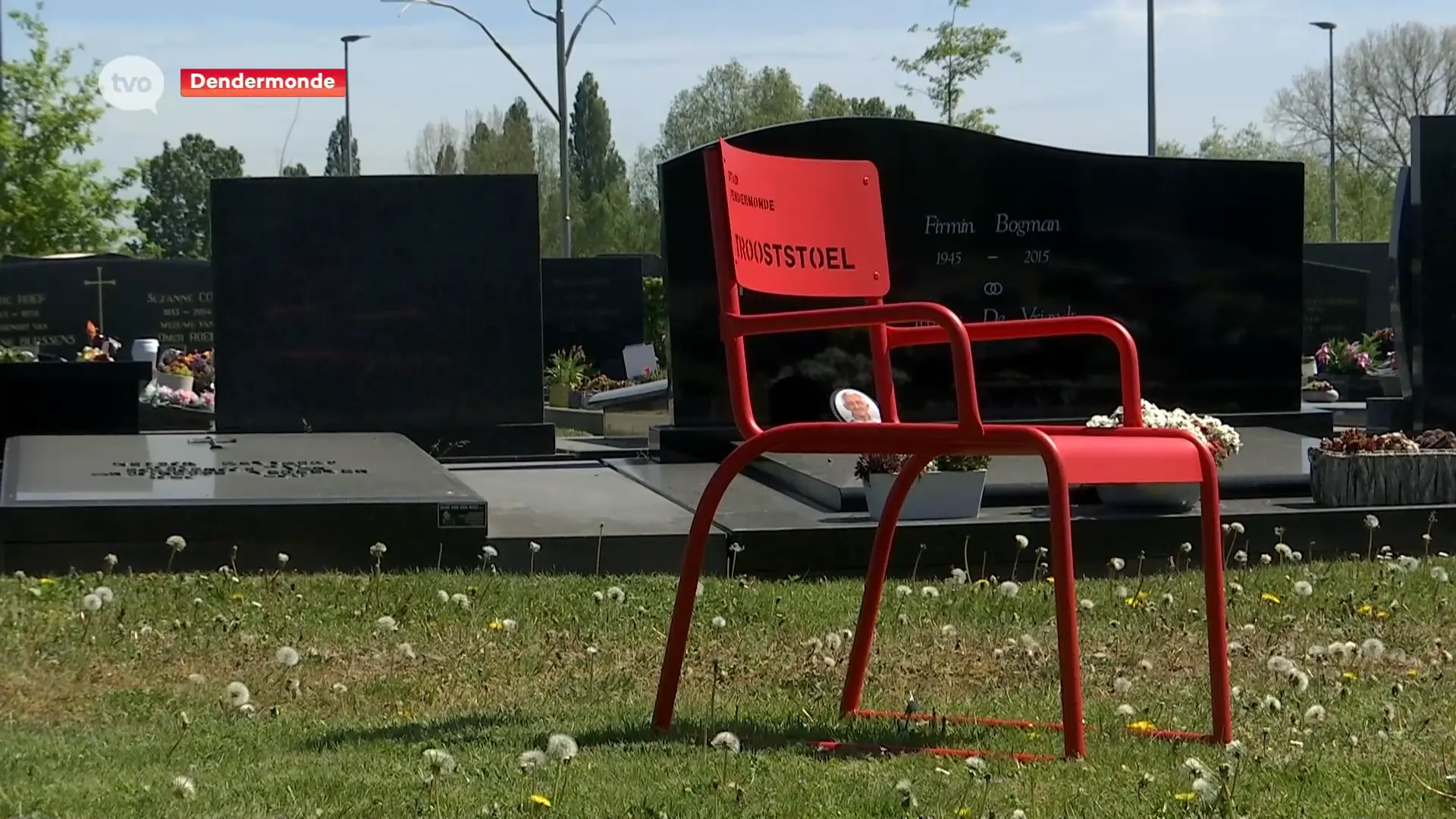 Hoofdafbeelding voor artikel Dendermonde plaatst 'trooststoelen'…