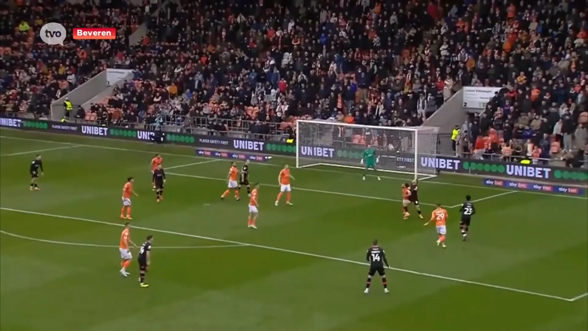 Hoofdafbeelding voor artikel Dominic Thompson (25) is derde…