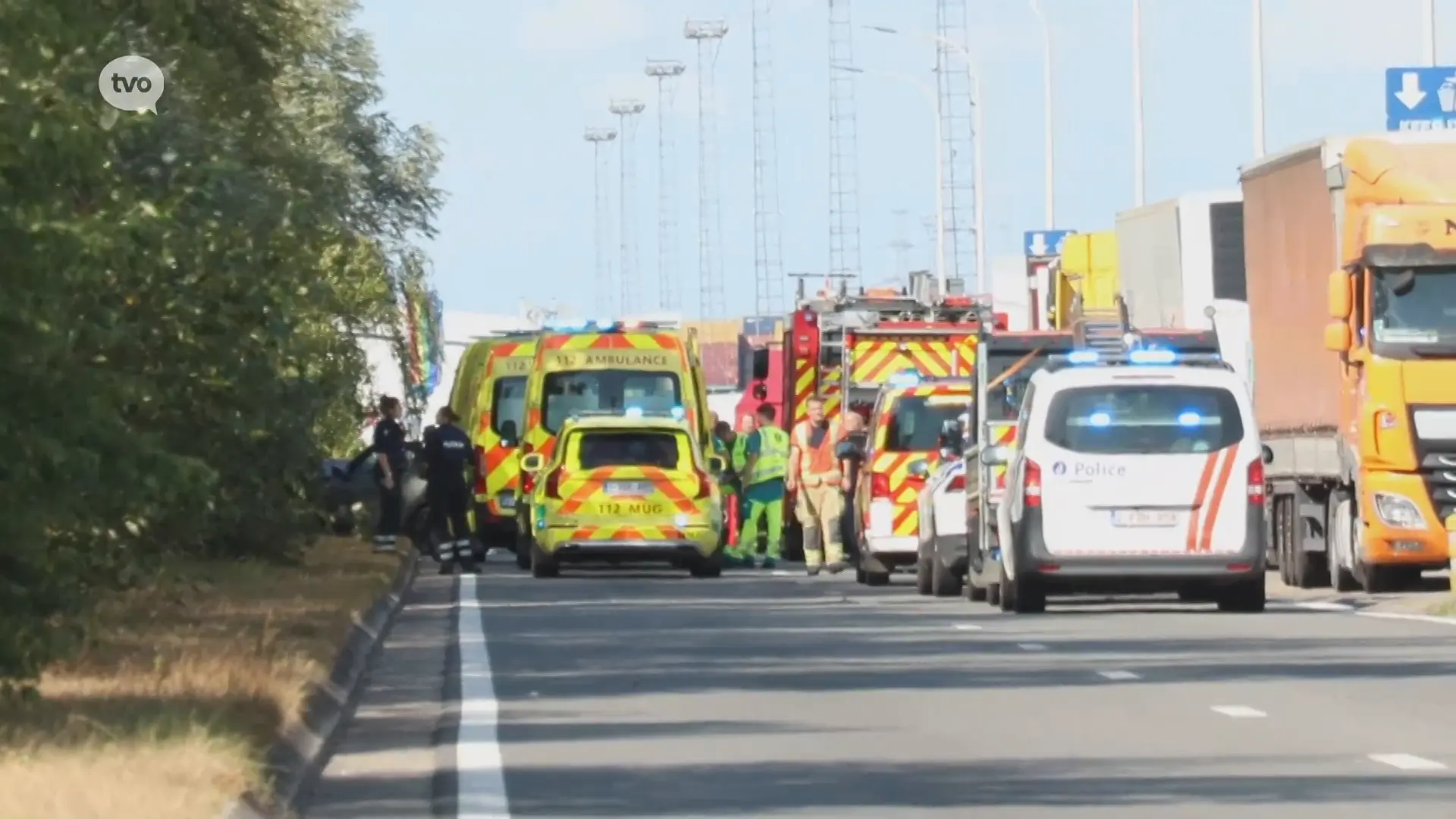 Dode en twee zwaargewonden na zware crash in Kallo