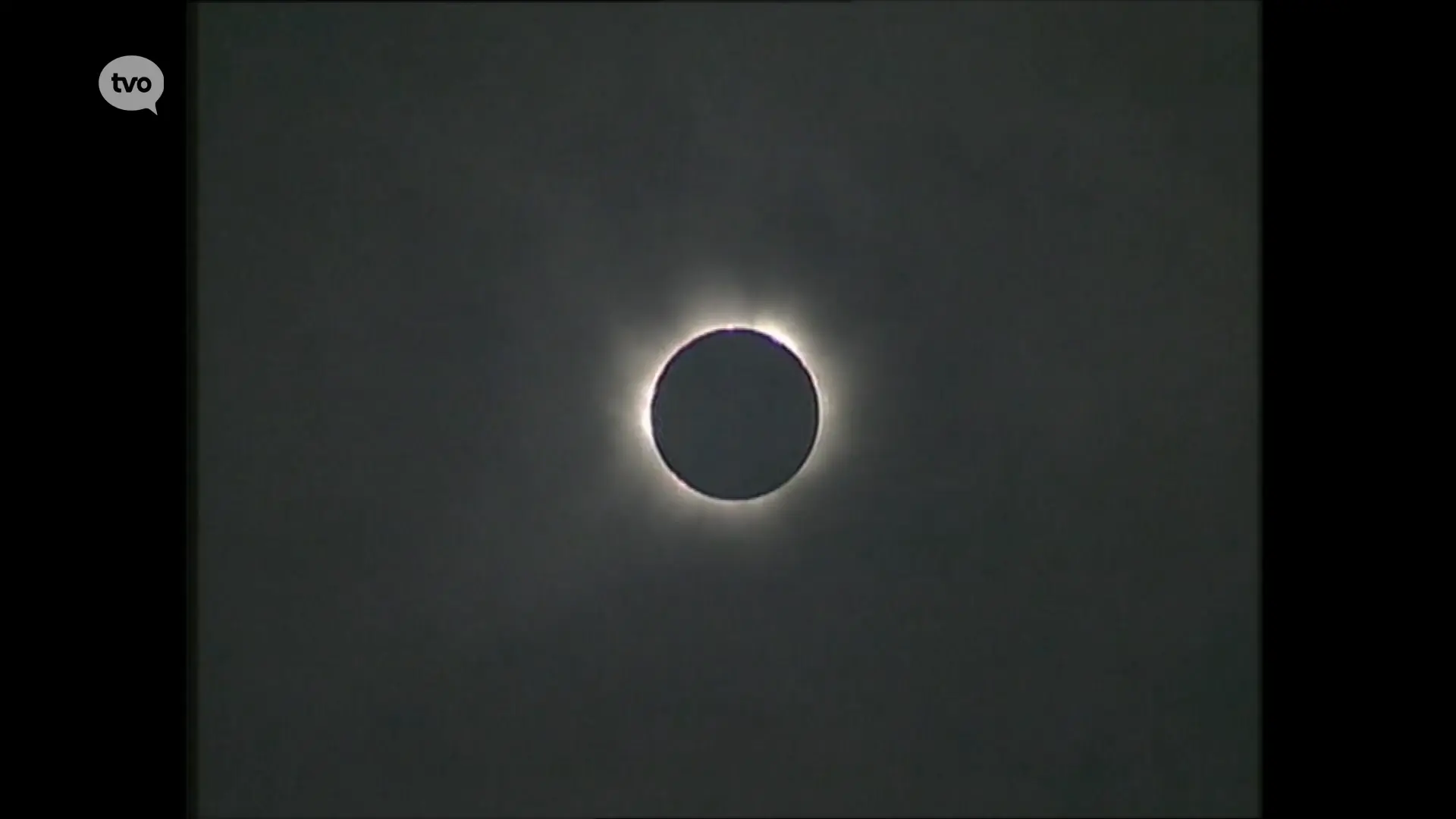 Zo beleefden wij de eclips in 1999: met weerman Michel De Meyer naar Virton