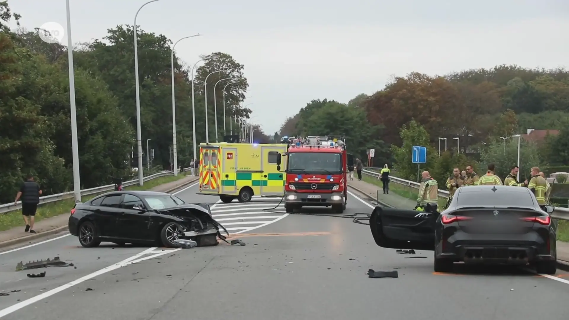Hoofdafbeelding voor artikel Straatrace tussen twee voertuigen…