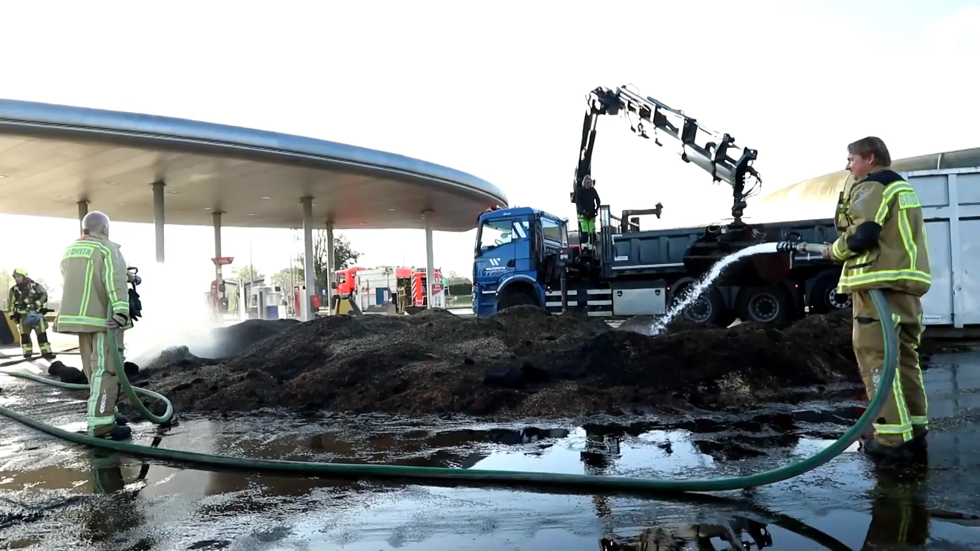 Hoofdafbeelding voor artikel Snelwegparking Kruibeke urenlang…
