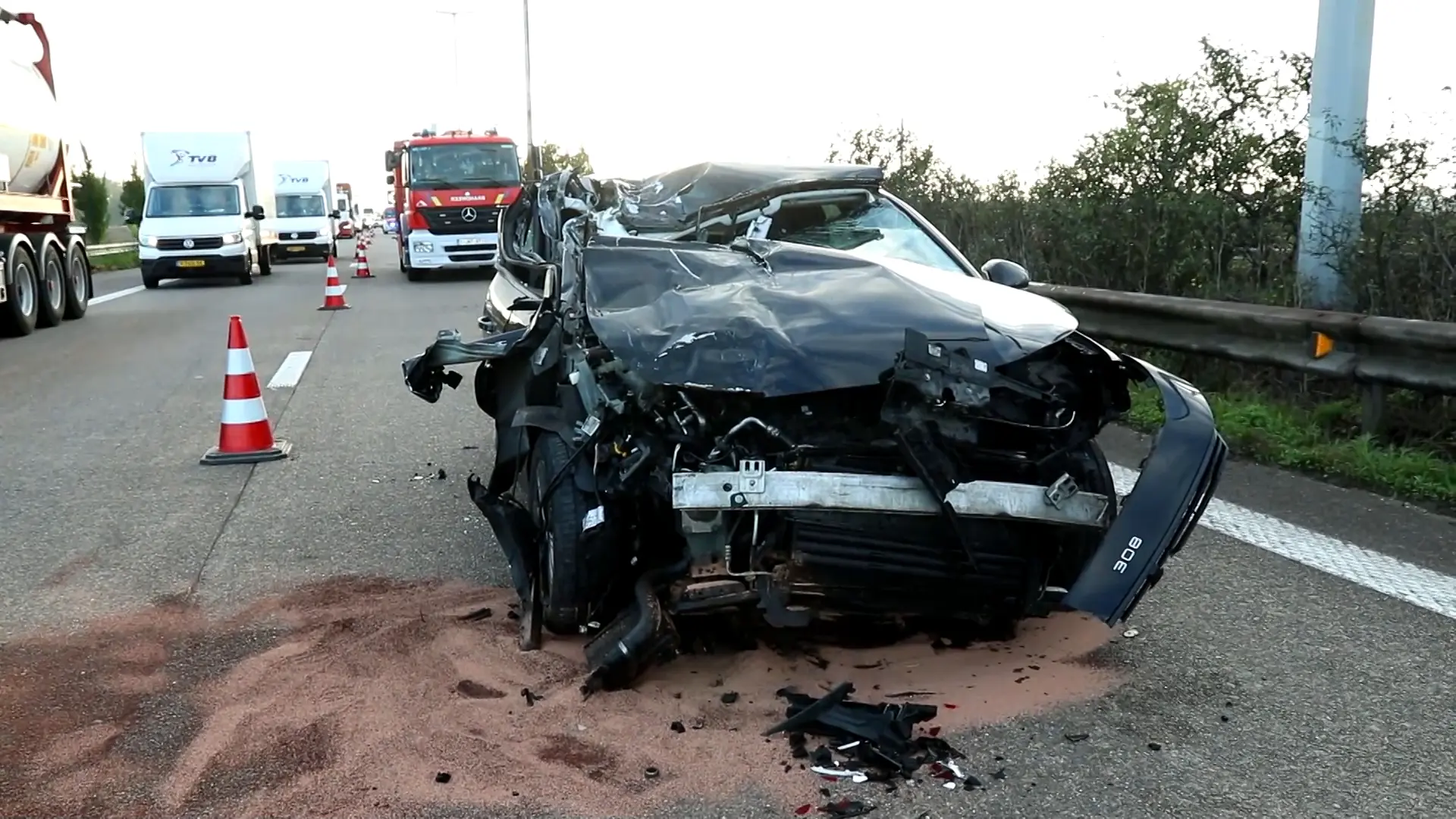 Hoofdafbeelding voor artikel E34 versperd na zwaar verkeersongeval…