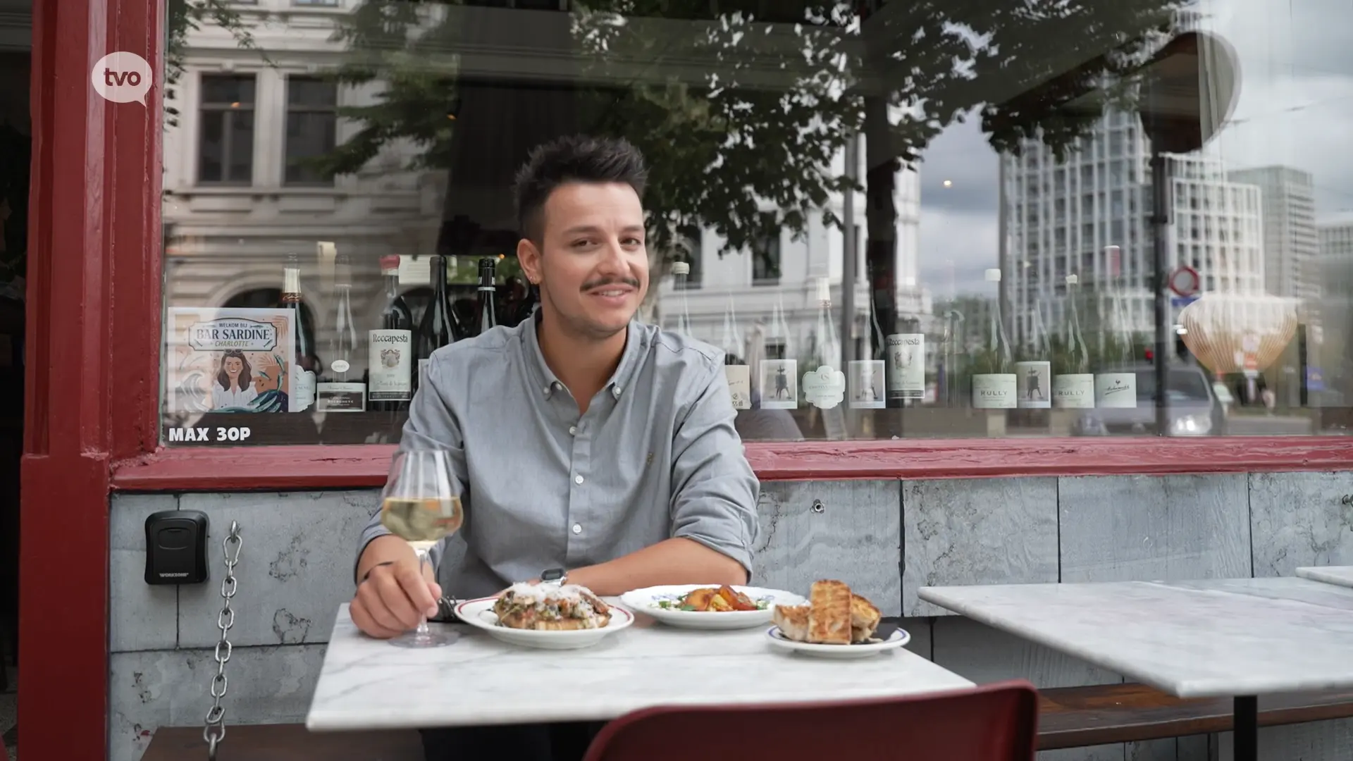Hoofdafbeelding voor artikel Relax - smullen van sardientjes,…