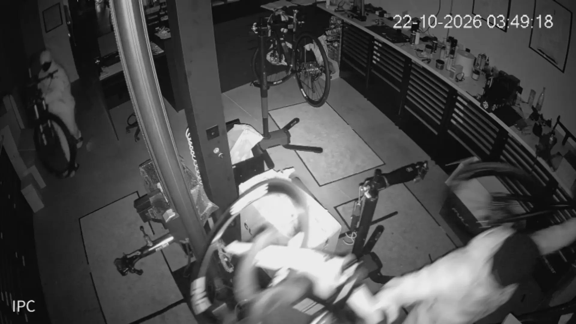 Hoofdafbeelding voor artikel Dieven gaan aan de haal met…