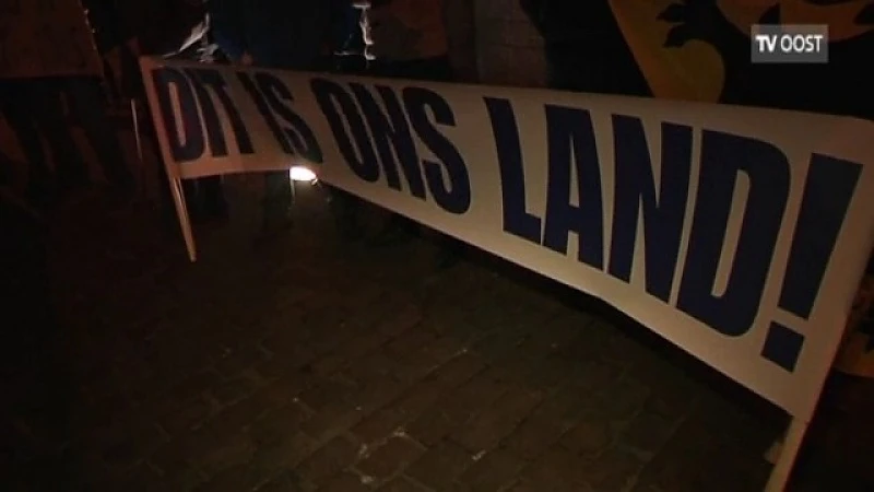 Protest van links tegen rechts in Sint-Niklaas