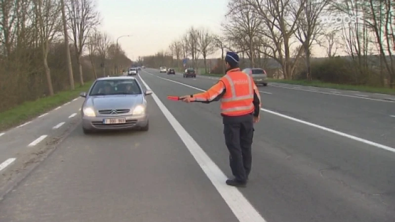 Dronken bestuurders lopen tegen lamp na Ronde