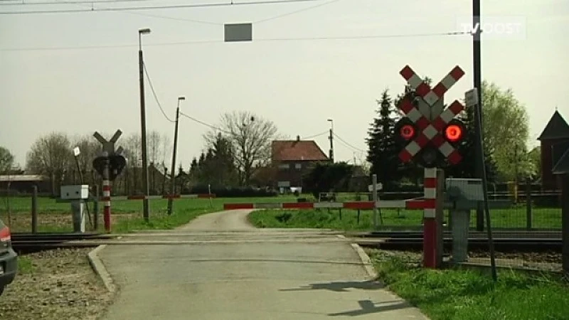 Dendermonde: Buurt ongerust over sluiten overweg