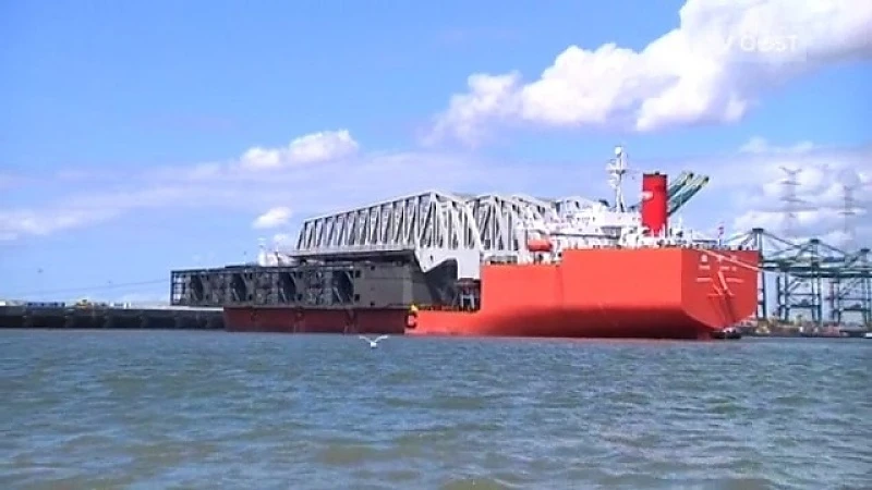 13.000 ton staal in Deurganckdok