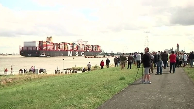 Grootste containerschip in Waaslandhaven