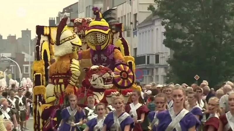 Dendermonde en Aalst kapen prijzen weg op bloemencorso Blankenberge