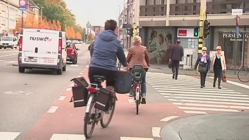 Pleidooi voor rijden door het rood met de fiets