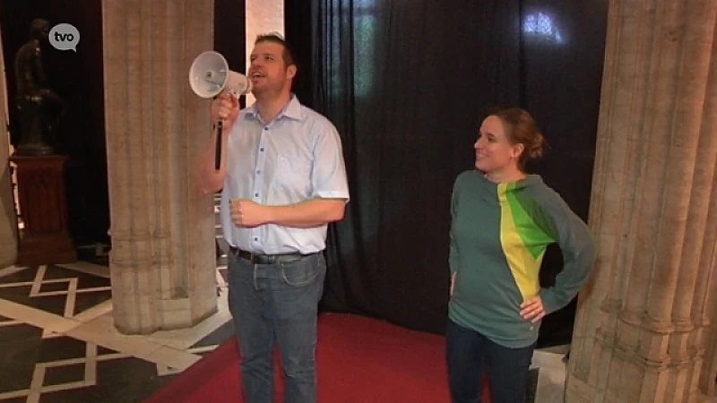 Verstoppertje spelen in het stadhuis van Sint-Niklaas