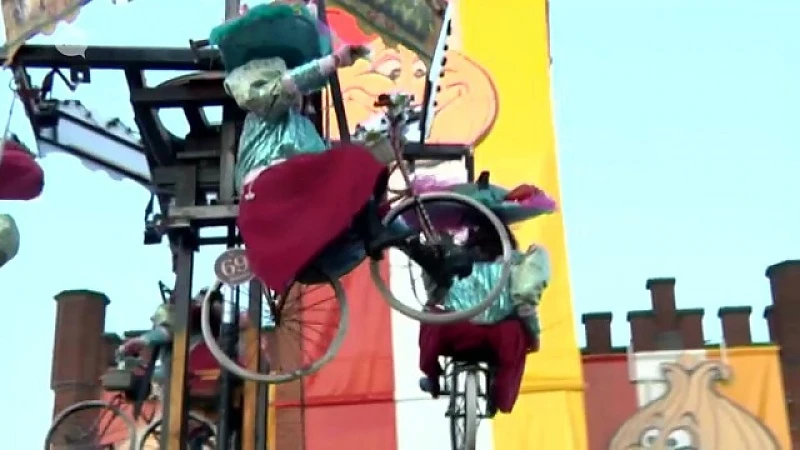 Carnaval Ontmaskerd - aflevering 1