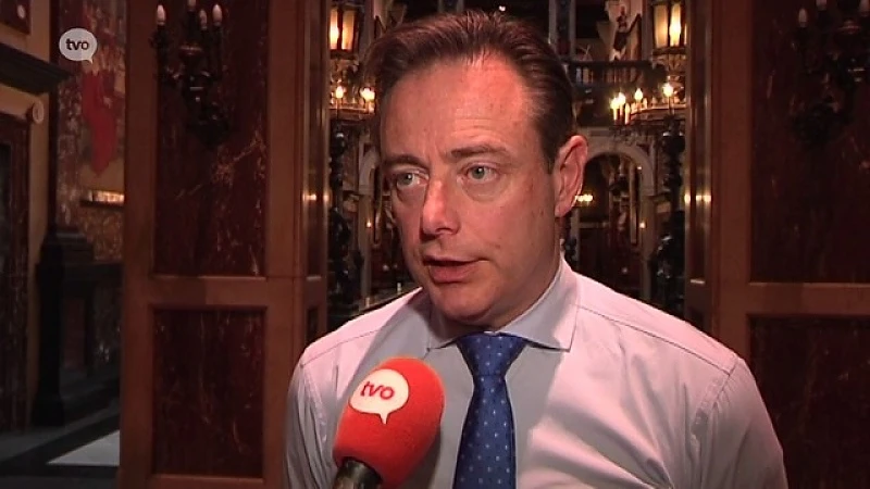 Aalsters burgemeester op werkbezoek bij De Wever over 'war on drugs'