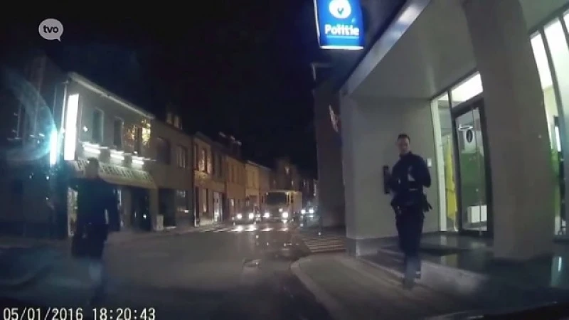 Verkeersagressor volgt automobilist 40 km lang en eindigt bij politie Denderleeuw