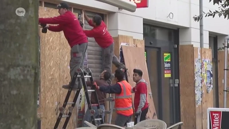 Aalsterse handelaars timmeren ramen en deuren dicht tegen vandalisme