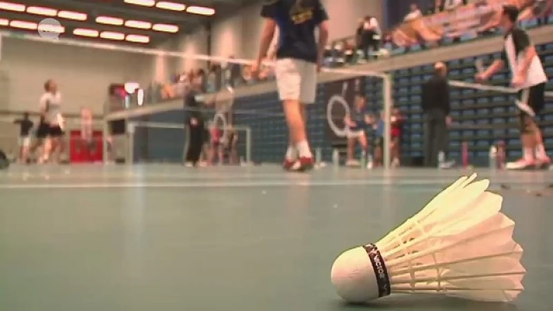 450 badmintonners in Dendermonde