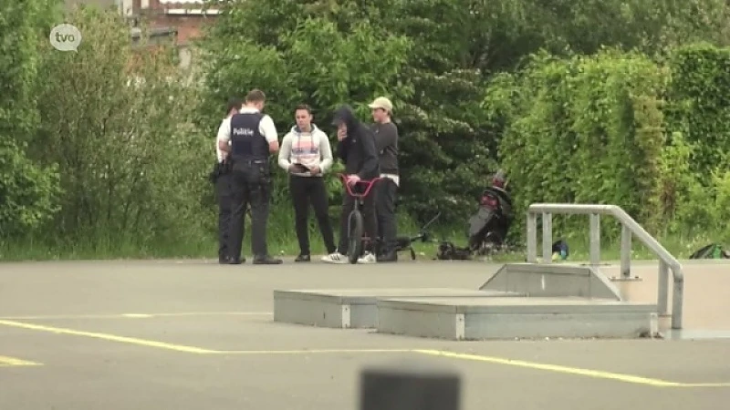 Hangjongeren pesten kinderen weg van speelplein in Buggenhout