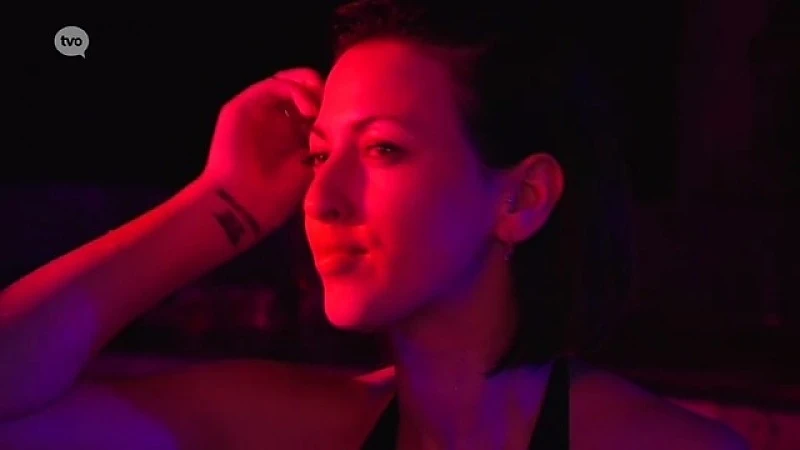 'Atlantis' brengt Ibiza vibes naar Bevers zwembad