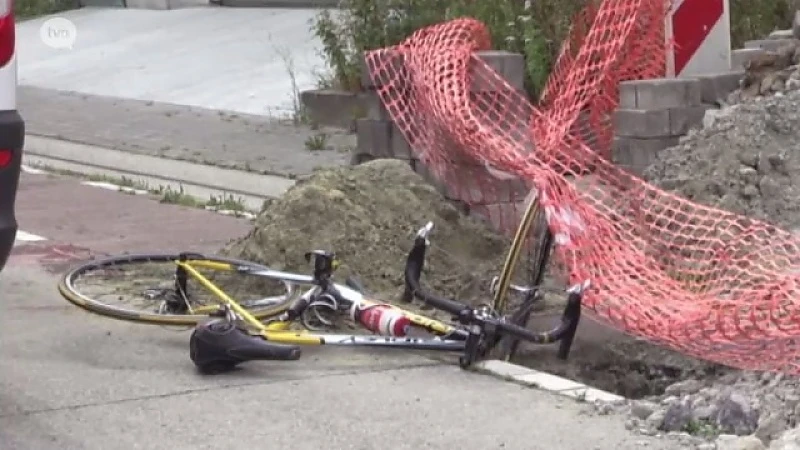 Fietser (71) valt en komt om het leven in Ninove