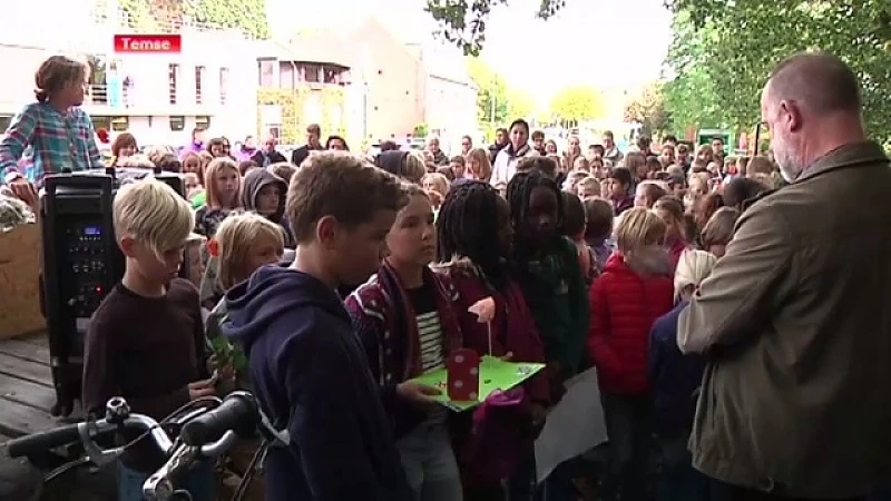 Scholen Tielrode houden wake voor overleden gemachtigd opzichter