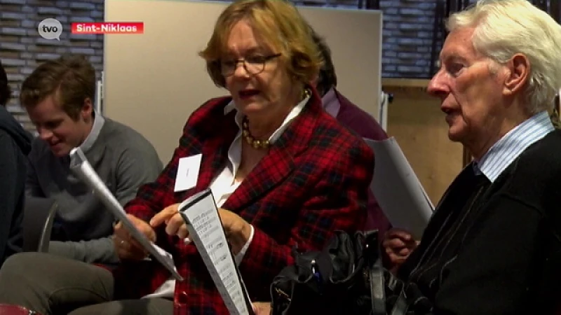 Jongdementen wisselen ervaringen uit op ontmoetingsdag in Sint-Niklaas
