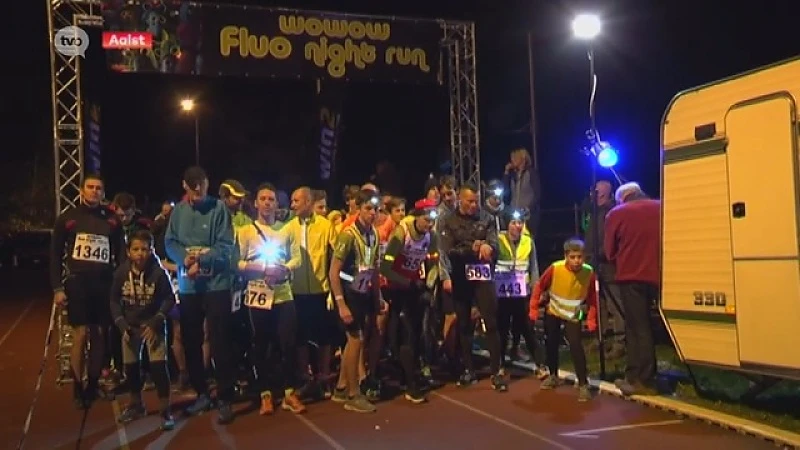 1.300 lopers present op allereerste Aalsterse Fluo Nightrun