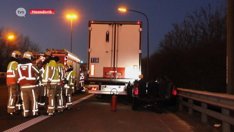 Twintiger uit Sint-Niklaas komt om bij ongeval op E17 in Haasdonk