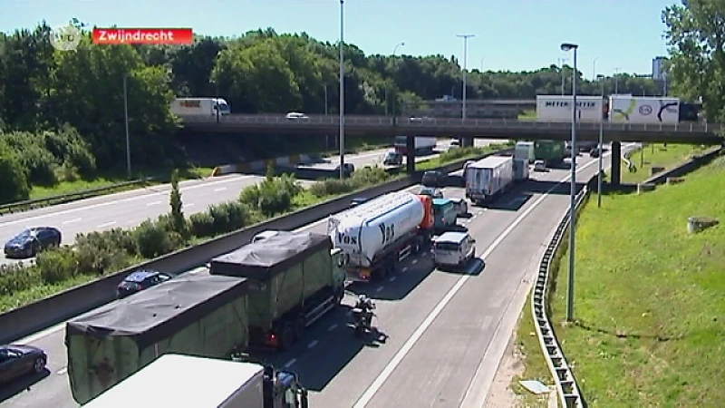 Zwijndrecht ijvert massaal voor overkapping E17