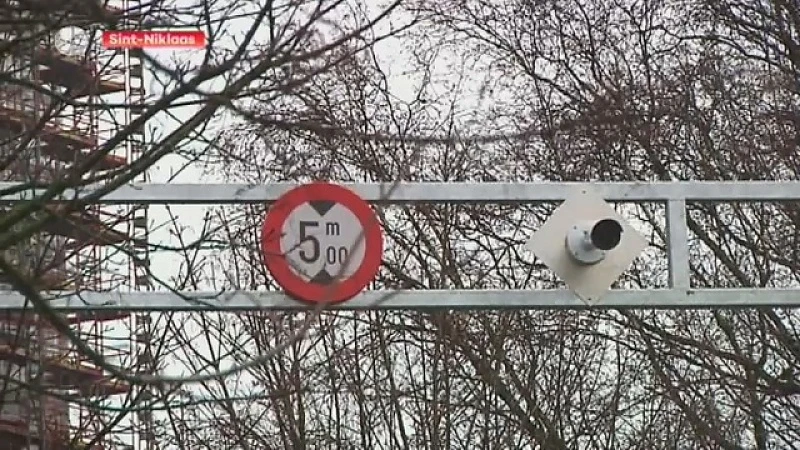 ANPR-camera's aan Waasland Shopping Center