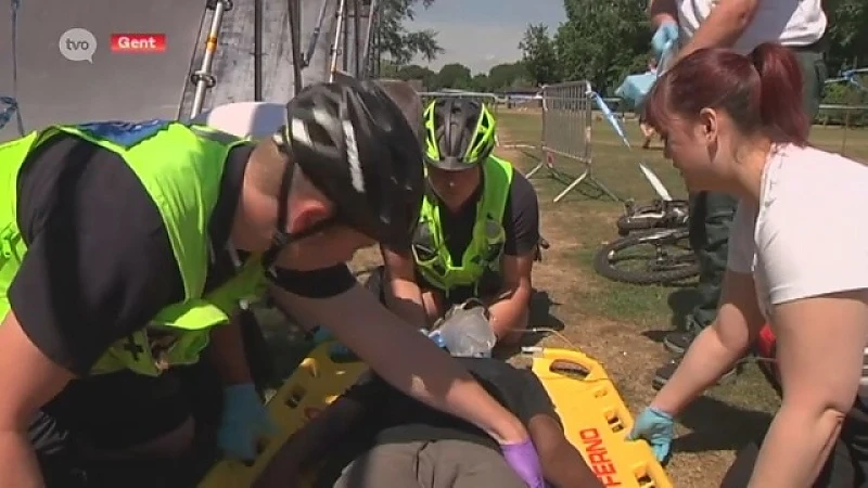 Hoofdafbeelding voor artikel Dendermonds hulpteam werkt…