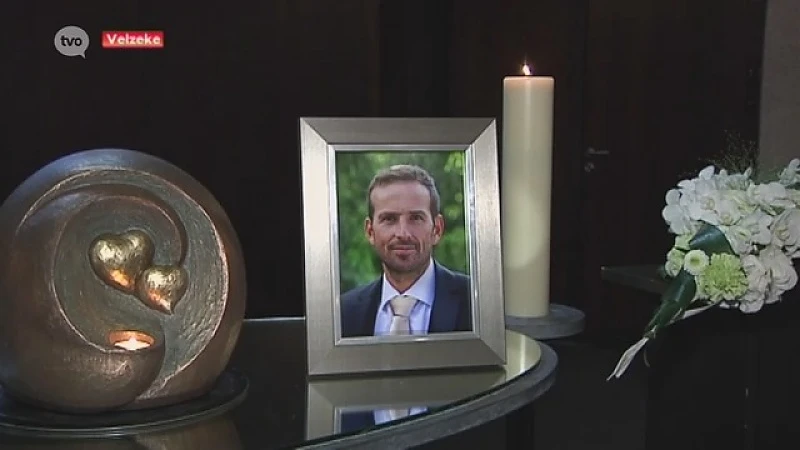 Op reis verongelukte restauranthouder Kris Manssens begraven in Lochristi