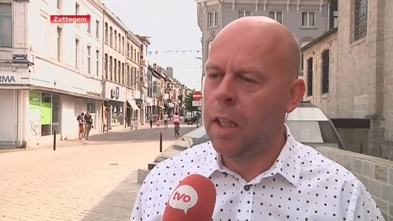 Kurt De Loor (sp.a): "Nu moeten we gemeenten gaan verplichten om te fuseren"