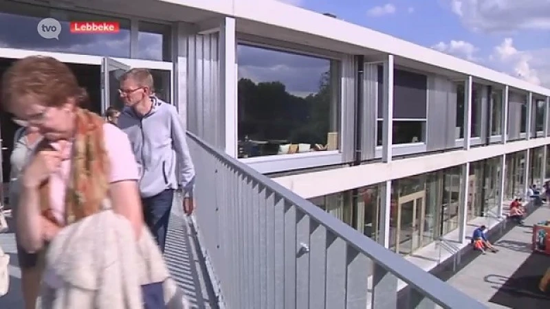 Gloednieuwe gebouwen Vrije Basisschool Dorp Lebbeke herbergen twee oude scholen