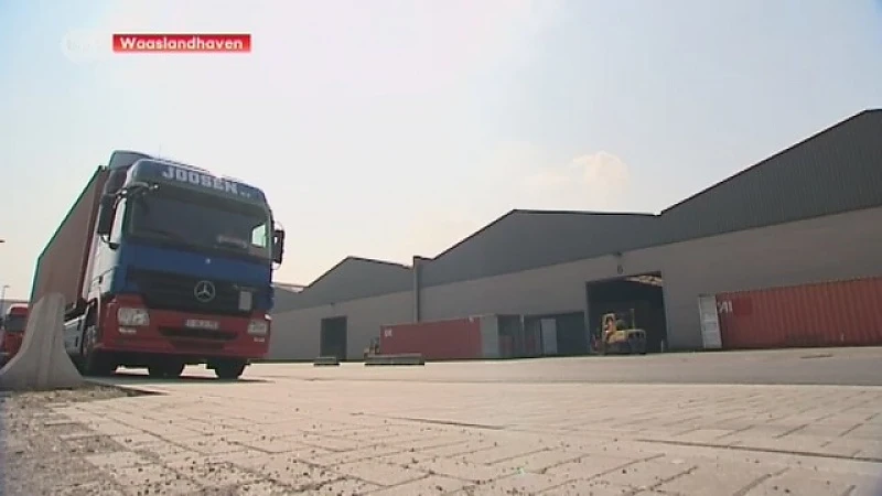 Hoofdafbeelding voor artikel Havenbedrijf installeert 64…