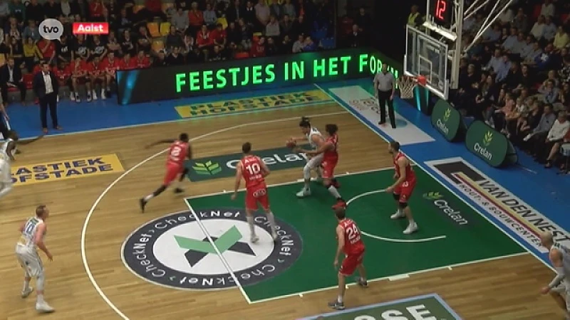 Crelan Okapi Aalstar delft onderspit tegen Telenet Giants