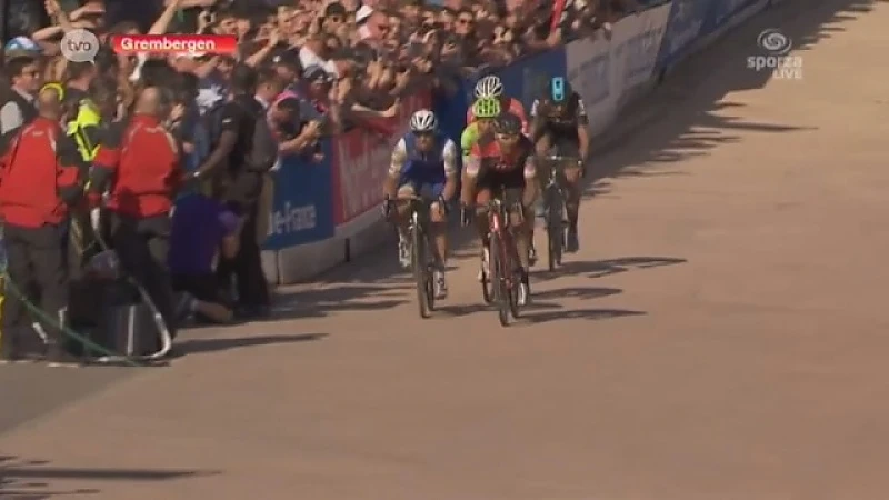 Van Avermaet moet het afleggen tegen De Bruyne en Goffin om Sportman van het Jaar te worden