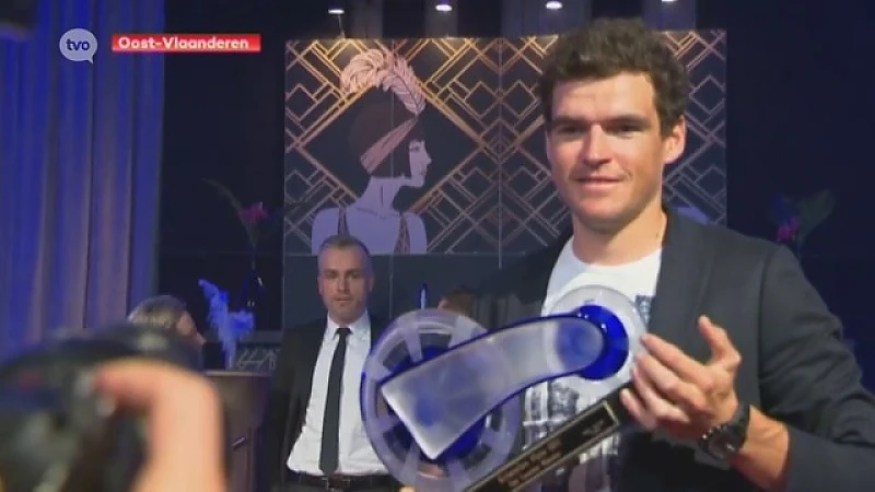 Vierde Kristallen Fiets op rij voor Greg van Avermaet