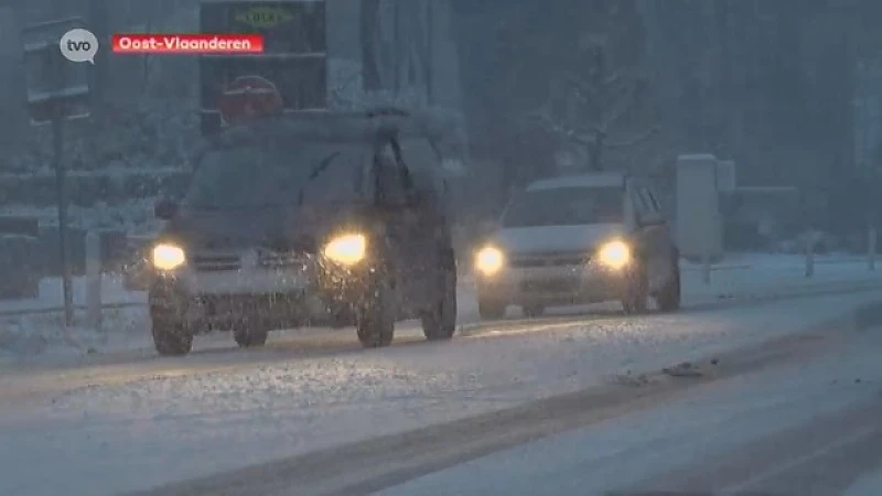 Hoera! Sneeuw! Tenzij u in de auto zat vandaag ...