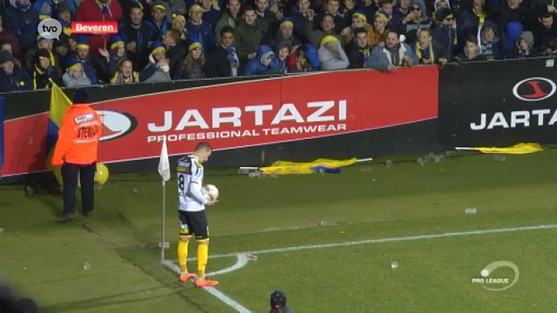 Hoofdafbeelding voor artikel Bierdouche kan Waasland-Beveren…